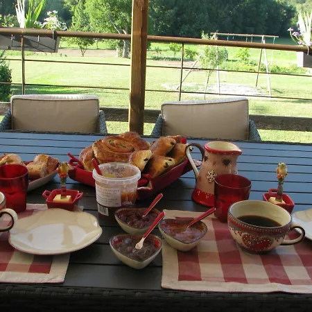Bed & Breakfast Le Petit Nid Douillet Trescléoux